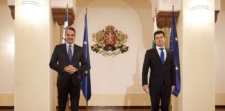 След първия дипломатически урок за Кирил Петков резултатът е 3:0 за Мицотакис