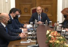 Европейската комисия уведомена за заканите на Радев да се разправя с медии