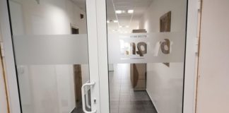 Дори по време на комунизма милицията можеше да нахлува внезапно в домове и офиси само с прокурорско разрешение