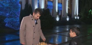 Кирил Петков няма антидот срещу външен натиск, защото той самият е възникнал по силата му…