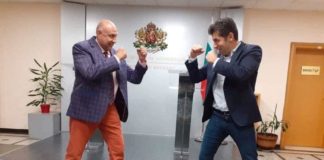 Премиерът става за посмешище, но с него и страната ни