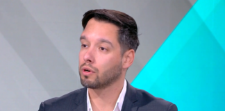 Бонев няма да целува ръка на Борисов