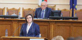 Корнелия Нинова поиска оставка на Денков и непартийно правителство