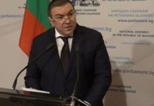 Проф. Костадин Ангелов: Време е да кажем „СТОП“ на социалните мрежи за деца