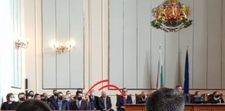 Много министри, не стигат столовете. А уж щяха да съкращават администрация