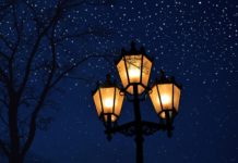 Градове и села потъват в мрак заради скъпия ток