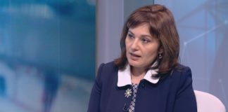 Понеже са й малко трима, Сербезова поискала още един зам.-министър. Също и нови съветници