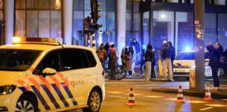 Българин държан за заложник при нападението в магазин на „Епъл“ в Амстердам