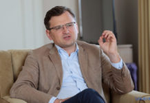 Кулеба към българските политици: Как може да се смятате за братя с убийци