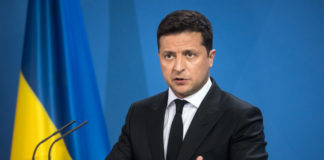 Зеленски: Брутална, жестока нощ. Руските сили воюват срещу линейки и детски градини