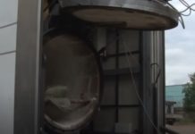 Руските войски с мобилни крематориуми, горят телата на жертвите в тях