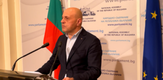 Томислав Дончев: Лъже ли министър-председателят? Защо никой не е запознат с внесения план за възстановяване