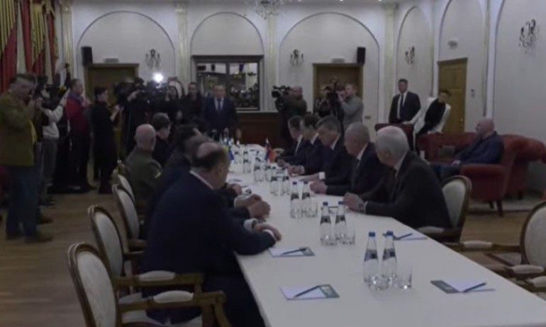 Третият кръг от преговорите между Украйна и Русия приключи.Украински съветник