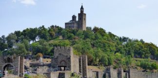 Царевец затваря утре, музейните работници протестират