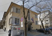 Защо кмет от ДБ в София разреши събаряне на къща, кандидат за паметник на културата?