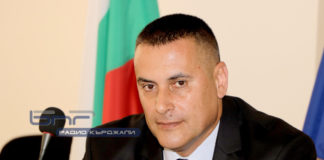 В четворната коалиция тече битка на лобита на всички нива