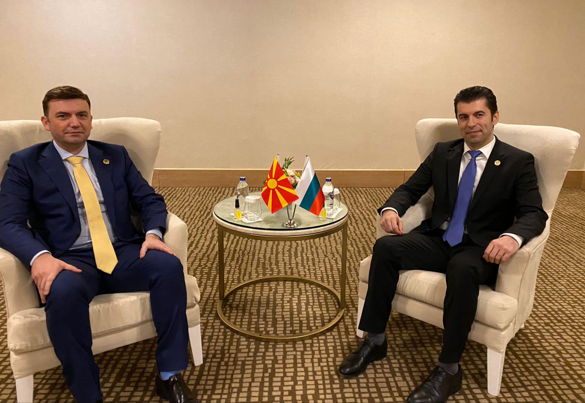 Северномакедонският министър на външните работи Буяр Османи твърди, че е