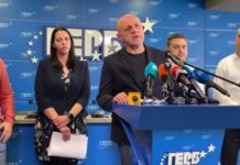 ГЕРБ се гаври с Кирил Петков: Да, изкупихме бензина, пълнихме качета за кисело зеле. Сега ще включим всички елуреди