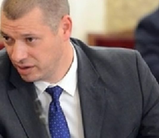 Антон Славчев е подал оставка като шеф на антикорупционната комисия