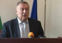 Областният на Бургас: Имаме съмнения дали изобщо има отнесени мини в морето