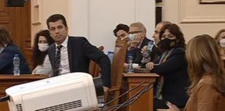 Премиерът: Изнесохме 190 човека от Украйна