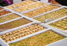 Стискайте палци Киро да не му щукне да каже, че Турция е малка сергия с баклава…