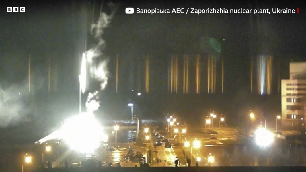 Руските въоръжени сили са окупирали площадката на Запорожката атомна електроцентрала,