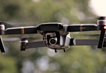 Операторите на дронове да се обучават като шофьорите предлага Министерство на транспорта