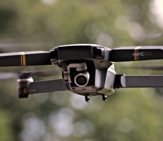 Три дрона са засечени над летището в София в неделя вечер