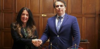 Откъде Асен Василев знае какво МВР е предало на прокуратурата за арестите на Борисов, Горанов и Арнаудова?