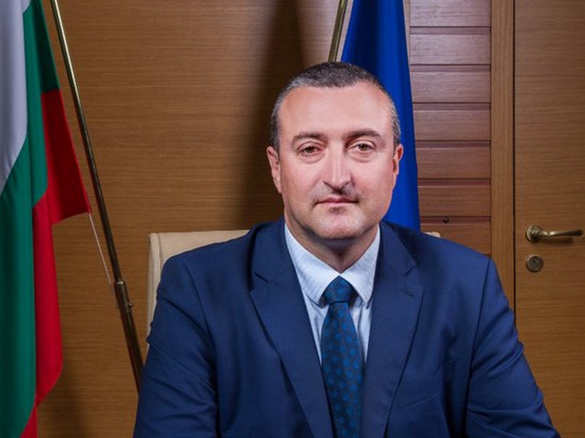 Заместник министърът на земеделието Атанас Добрев днес е освободен от длъжност