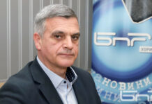 Стефан Янев: Правителствената коалиция се управлява през мобилните телефони