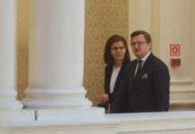 Кулеба в Народното събрание: Тези, които не ни помагат днес, помагат Русия