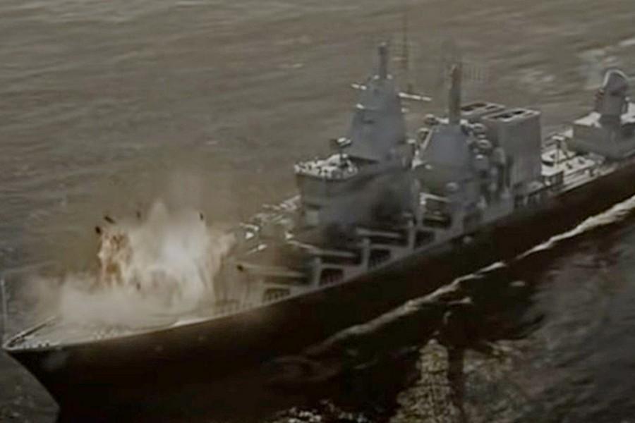 Крайцерът Москва е потънал в Черно море съобщи руското министерство
