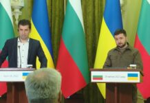 Майсторите на играта „тука има – тука нема“