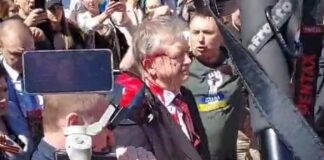 Символичният жест казва: кръвопийци