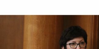 Депутатката от ПП/ДБ Рена Стефанова „катастрофира“ в Русе – трета с 14.3%