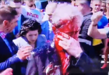 Заляха с червена боя руския посланик в Полша