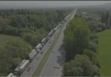 Полицаи спряха законния протест на превозвачите, Събев им праща ДАИ