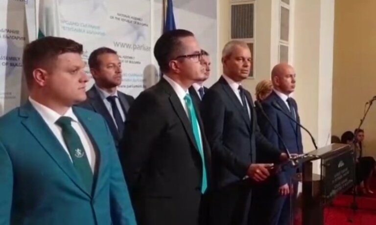 „Възраждане“: Вдигането на ветото за РСМ от Кирил Петков ще бъде национално предателство