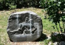 В Скопие поругаха българския паметник на Мадарския конник