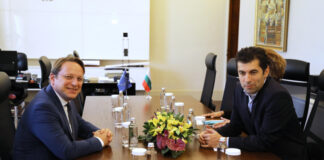 Петков каза три изисквания за прогрес по темата РСМ