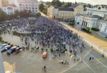 Всички чиновници под строй да подкрепят Петков