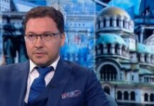 Даниел Митов: Президентът се държи като опозиционен лидер