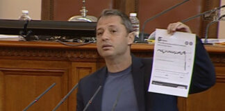 Делян Добрев пита Демерджиев: Има ли видеозаписи от Министерски съвет на пиянски запои с пици с кристали?