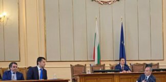 Петков казал на Караджов: Не искам „онзи отсреща“ да се разплаща със строителните фирми, ако падне правителството