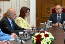 ГЕРБ при Радев: Стабилно мнозинство в този парламент е невъзможно