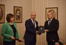 БСП върна мандата, Радев дава срок на парламента до края на седмицата