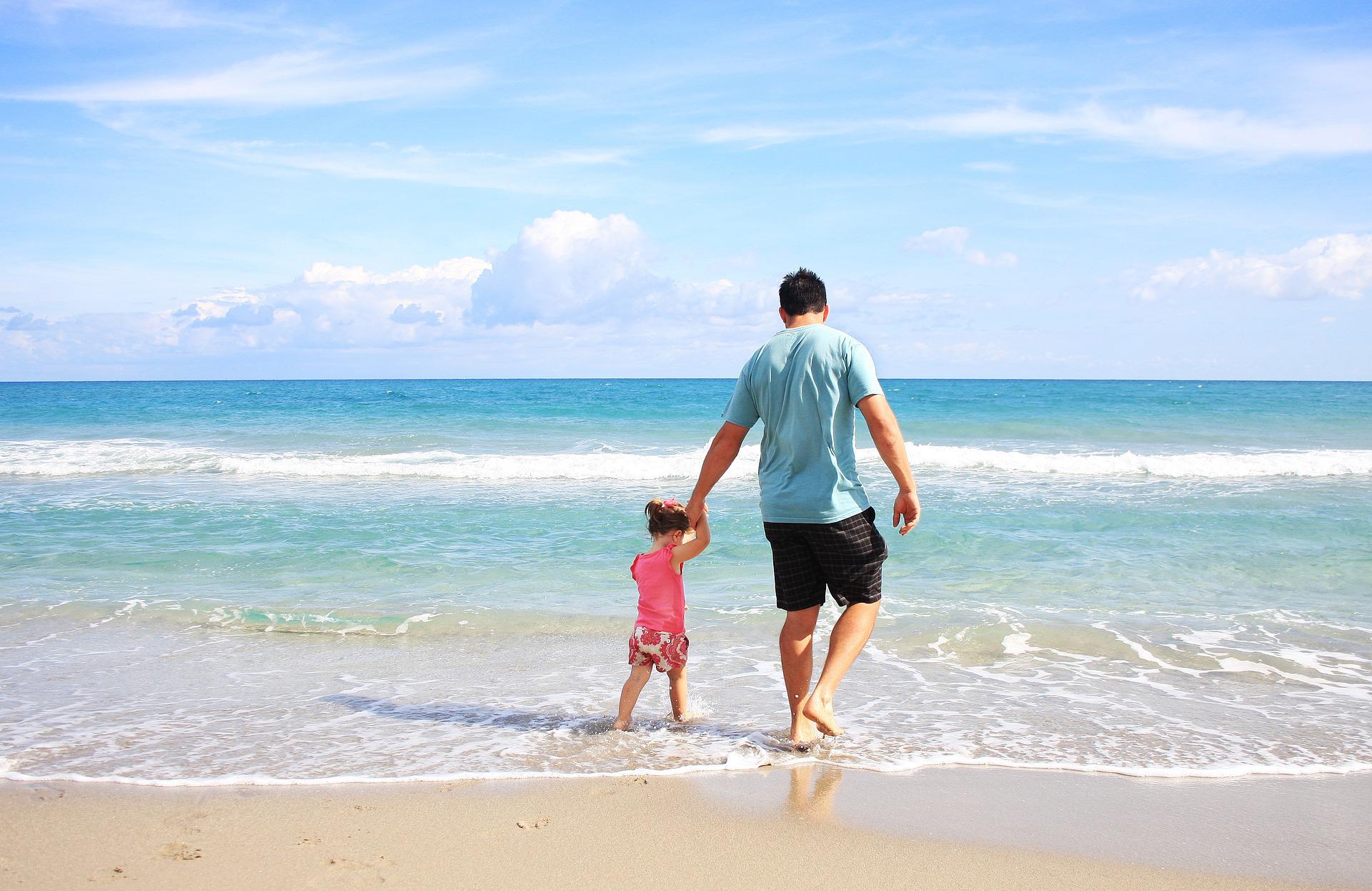 Бащите да имат право на отпуск в размер до два