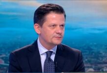 Бивш заместник на Нинова: Радев пита за въвеждането на извънредно положение